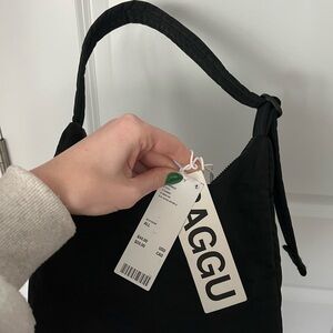 Black BAGGU Shoulder Bag